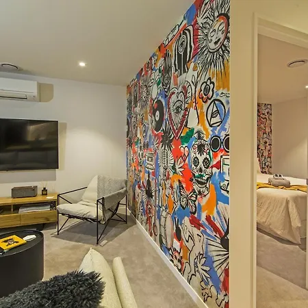 Funk In The City - Luxury Laneway Apartment With Single Garage Christchurch Exterior photo